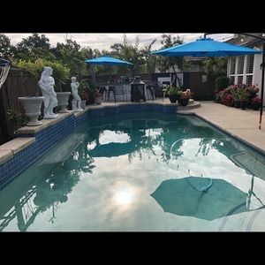 Meet your Posher, Ed